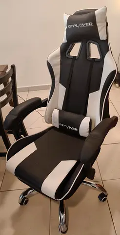 Gaming chair