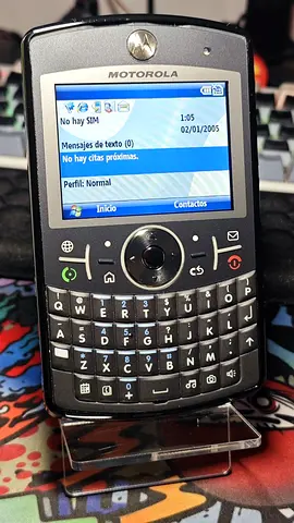 Motorola Q9 vintage rare phone