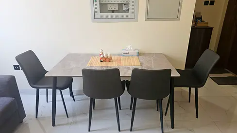 Modern Dining Table with Four Chairs