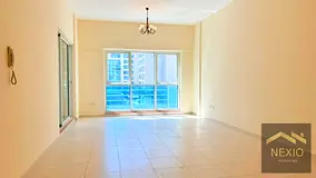 Huge Balcony | Close to Metro | Open to offers