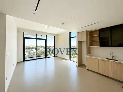 Luxury Golf l View | Spacious Layout