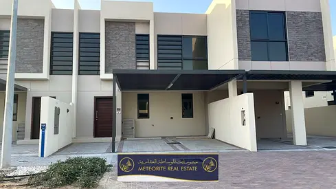 Ready to Move - Lived by the landlord Modern 3Master BR Villa