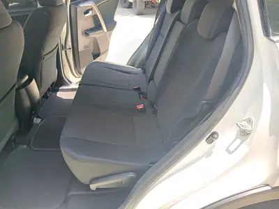 صورة 14 لـ 2018 Toyota RAV 4