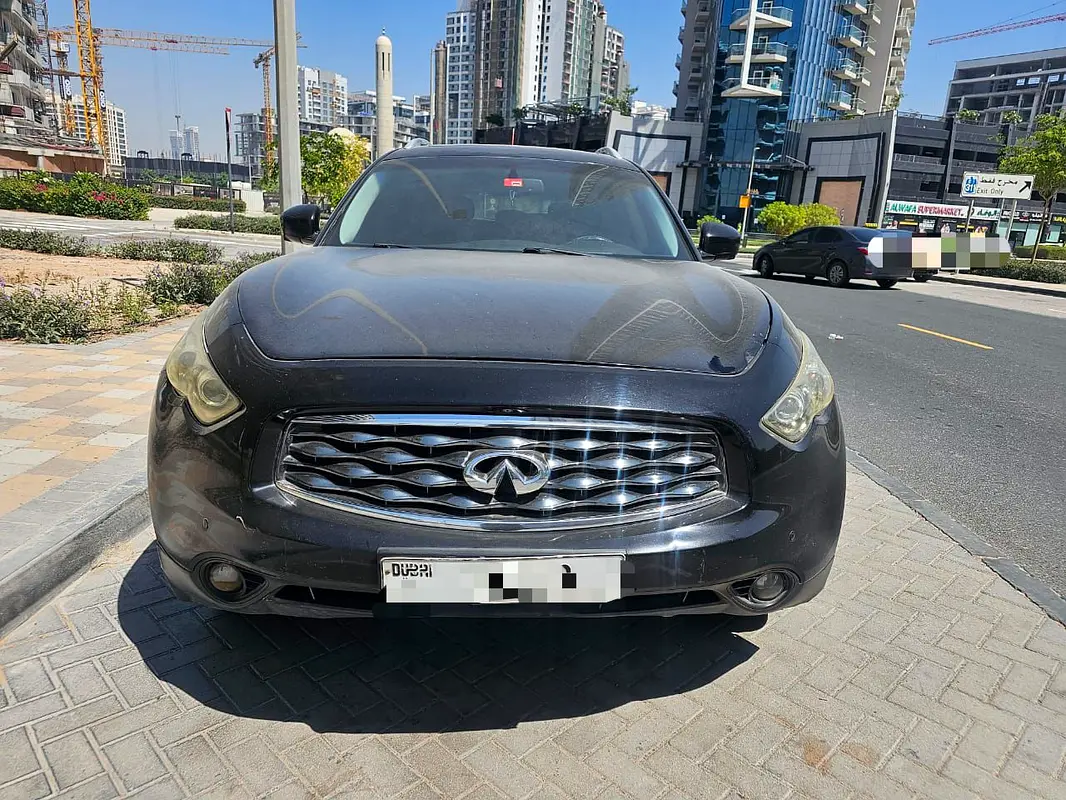 Infiniti FX45/FX35 2009 — photo 1 of 4