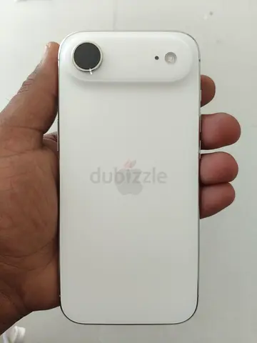 White Apple iPhone 17 air 256gb white color 3 Month use box All accessorie