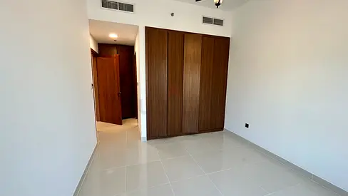 MASTER BEDROOM PARKING  AVAILABLE