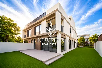 Landscaped | New to Market | Single Row