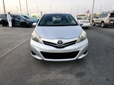 Yaris 2013 GCC FULL OPTION VERY CLEAN IN SIDE AND OUT 100%
