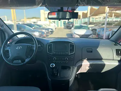 صورة 14 لـ 2021 Hyundai H1