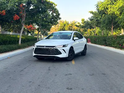 2025 Qin Plus DM-i | Modern Hybrid Sedan | Fuel Saver