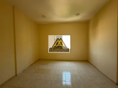 للايجار السنوي استوديو بمساحة كبيرة جداً في الراشدية 2- مطبخ شبه منفصل  تكييف مركزي  تشطيبات جيدة  إضاءة وتهوية ممتازة