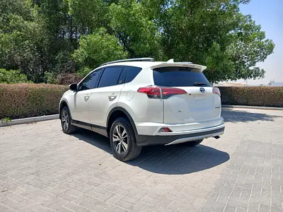 صورة 11 لـ 2018 Toyota RAV 4