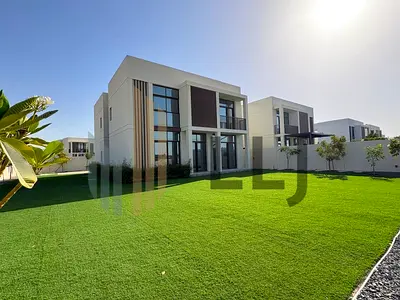 4 Beds + Maids | 4V Type | Landscaped Gardens