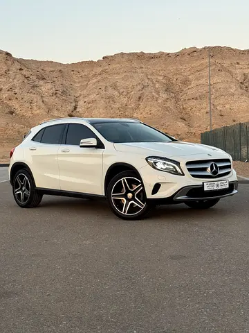 2015 Mercedes GLA 250 4MATIC | Single Owner | Original Paint | No Accidents | GCC Spec