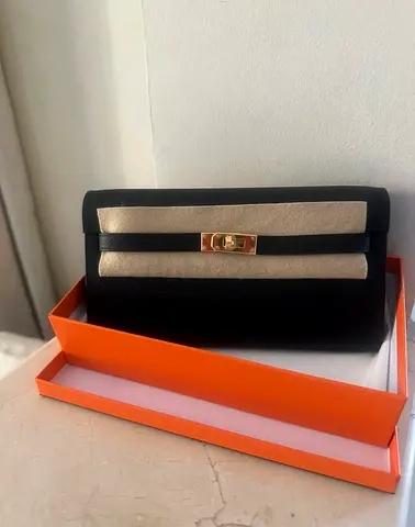Kelly Classique To Go wallet - Never Used