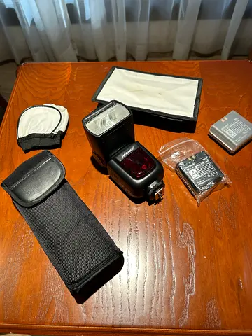 Neewer TT860 Speedlite Flash + Professional Photometer Kit