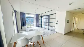 Corner Unit | Pool View | Semi Furnished