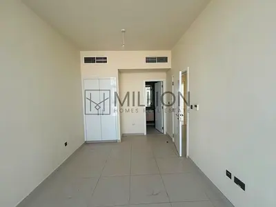 Spacious 6BR Villa for Rent | Ready to Move In | Community Living