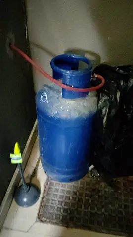 Gas Stove with Gas Cylinder for Sale