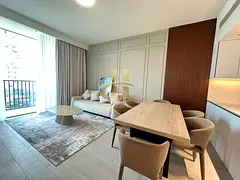 1 BHK Brand New | Fully Furnished with Dishwasher