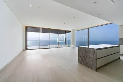 Luxurious Apartment | Best Layout | Sea View