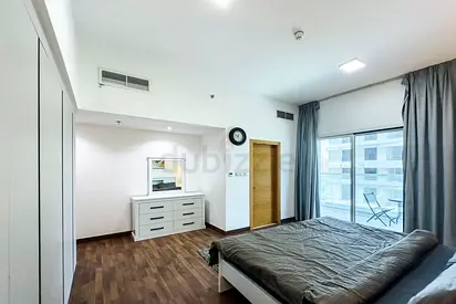 Master Bedroom for rent Majan