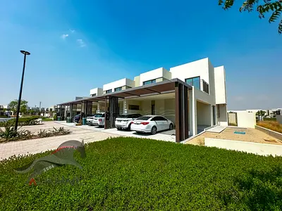 Corner Unit - Big Plot - Close to Amenities