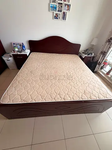 Free mattress 180*190 cm