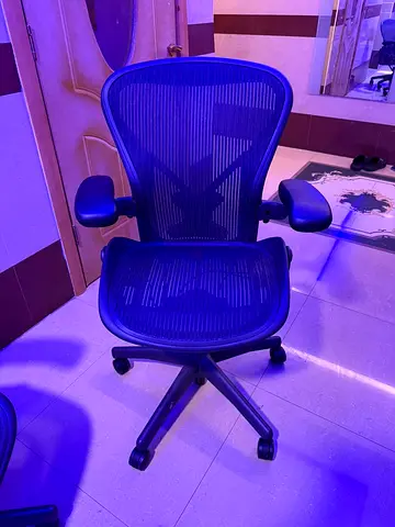Selling herman miller Aeron chair.good condition only little use