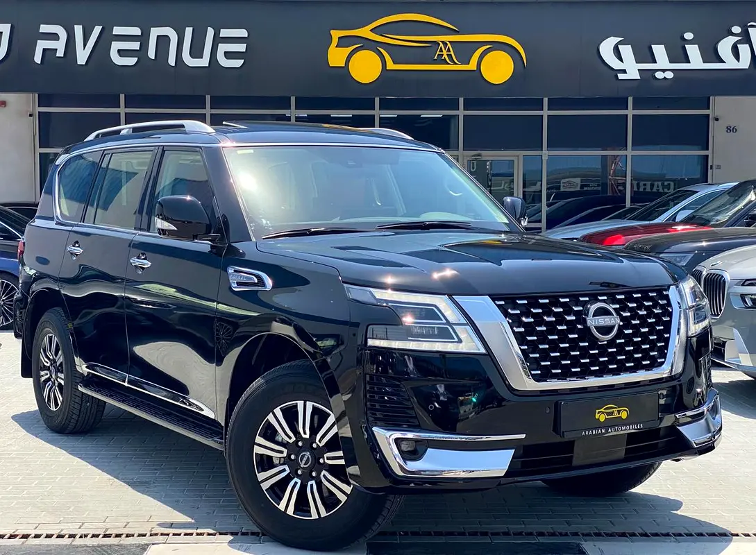 Nissan Patrol 2024 — photo 1 of 18