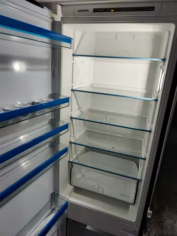 Siemens built-in fridge - bottom freezer, good working condition