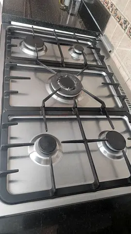 Toshiba 90cm Freestanding Gas Range with Oven - Good Condition