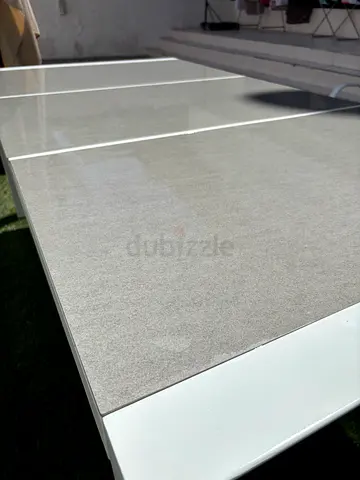 Light grey outdoor dining excellent conditions