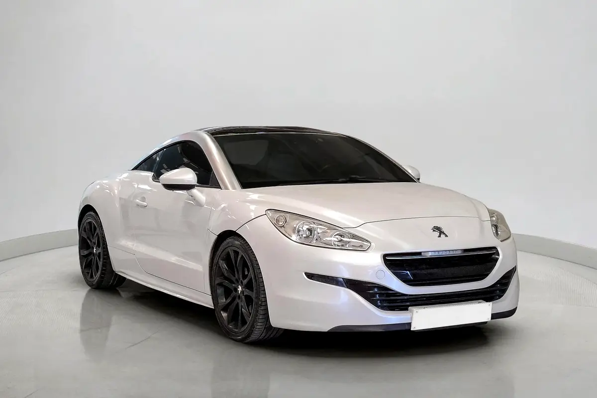 Peugeot RCZ 2013 — photo 1 of 12