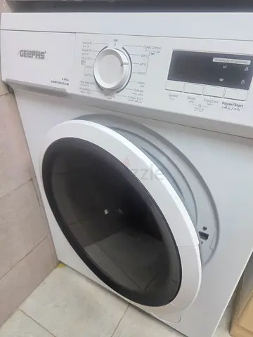 Front load washing machine - 6kg, excellent working condition