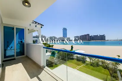 Exclusive | Beachfront Villa | Sunset Views