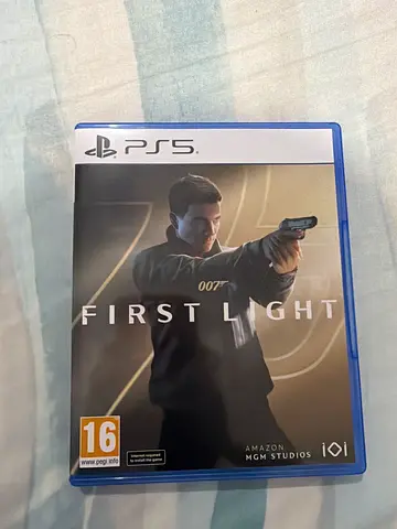 PS5 - James Bond 007: First Light (First Light) - Physical Game