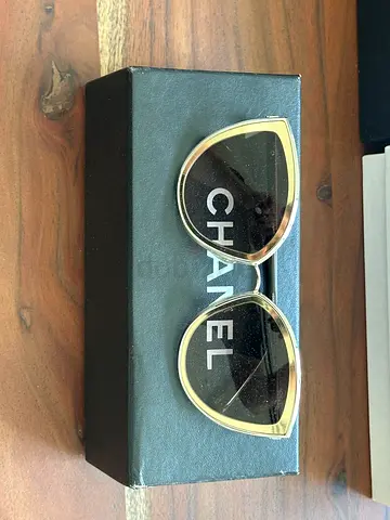 Chanel cat-eye sunglasses with original box