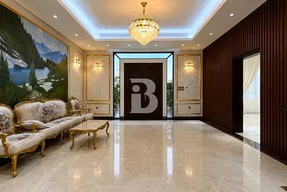 ULTRA LUXURY | CORNER | SINGLE ROW | RARE