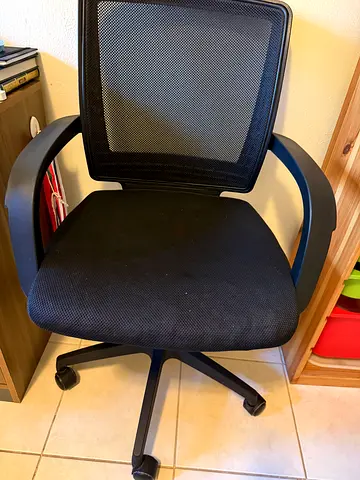 Black Mesh Office Chair with Armrests — Good Condition