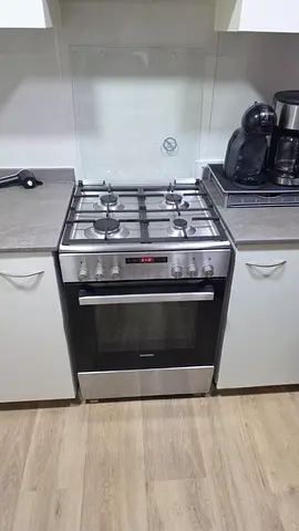 Siemens Top gas oven electric cooker 60x60cm 4 barner
