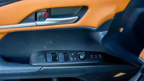 2026 Toyota CAMRY 照片 9