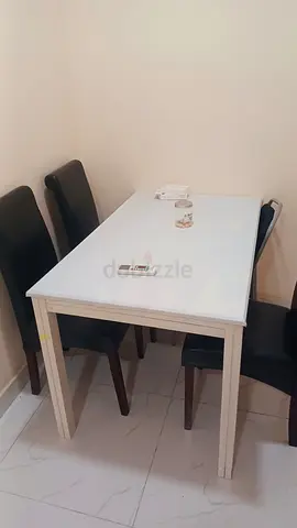 Dining table with 2 chairs