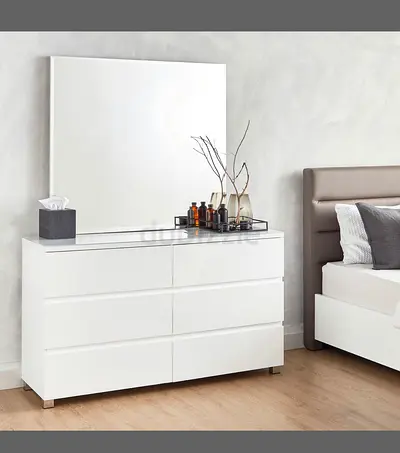 White 6-Drawer Modern Dresser with Mirror