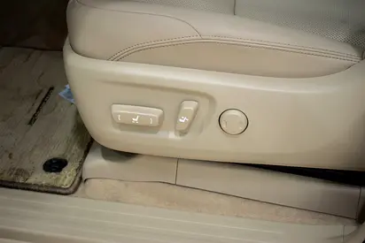 صورة مصغرة 13 لـ 2023 Toyota PRADO