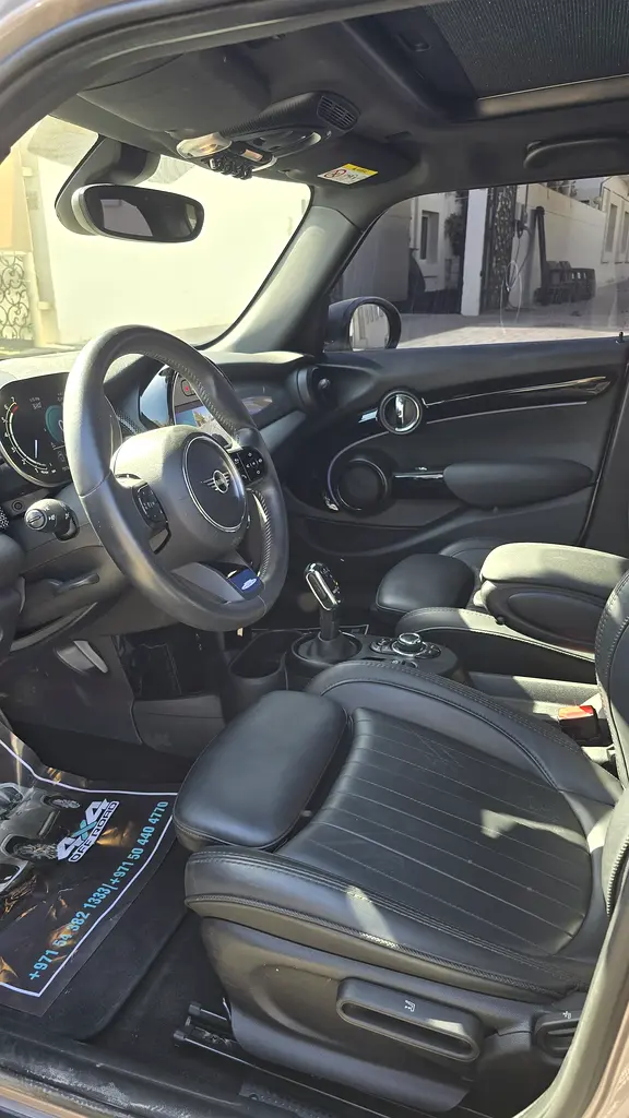 MINI Countryman 2022 — photo 1 of 20
