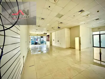 Luxuries shop for rent with parking