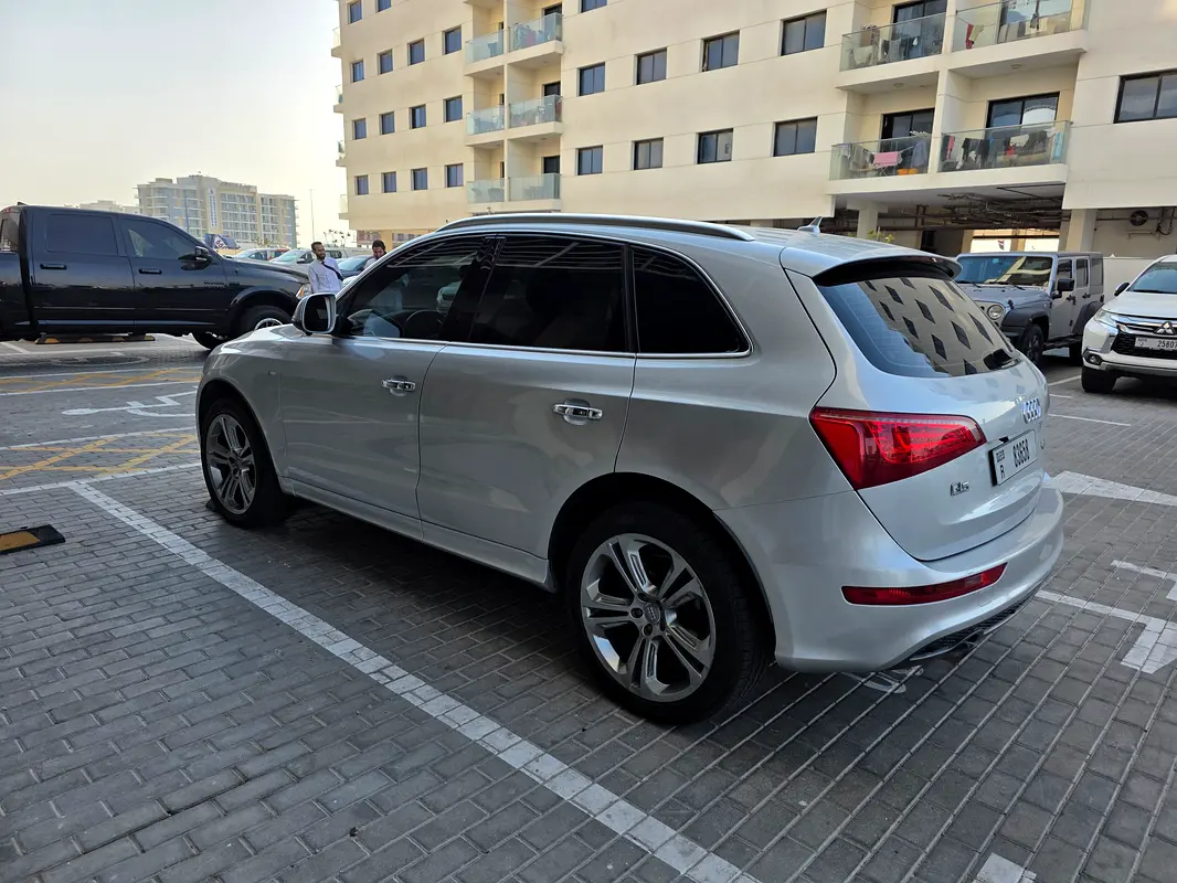 Audi Q5 2013 — photo 1 of 19