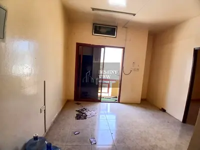 Spesious 1bhk Apartment with balcony in AED.27000 near to sfari mall