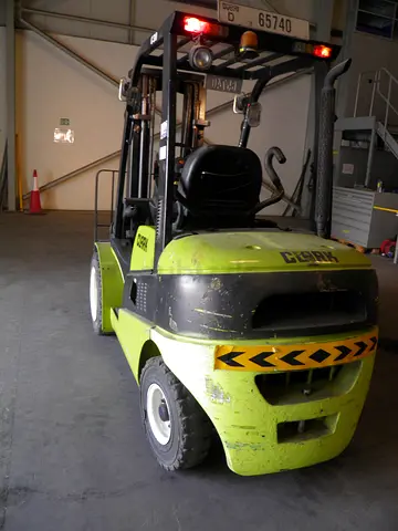 CLARK C30 D FORKLIFT